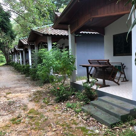 Maleeya Garden Guest House 코창 외부 사진